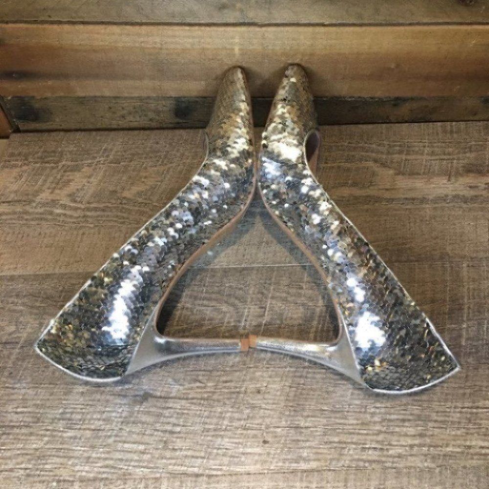 NEW Chinese Laundry Ruth’s Reversible Sequins Pump - Picture 7 of 9